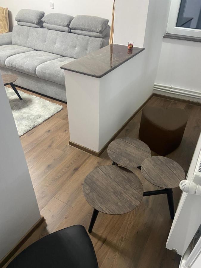 Apartament Eve Кимпулунг-Молдовенеск Екстер'єр фото