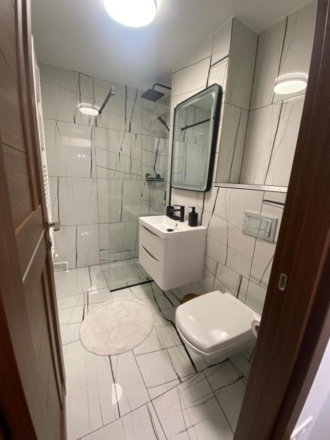Apartament Eve Кимпулунг-Молдовенеск Екстер'єр фото